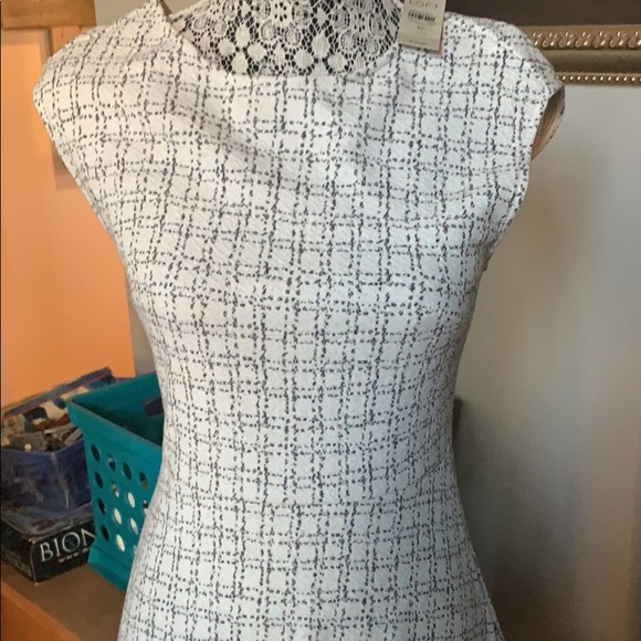 Ann Taylor Dress - Picture 2 of 2